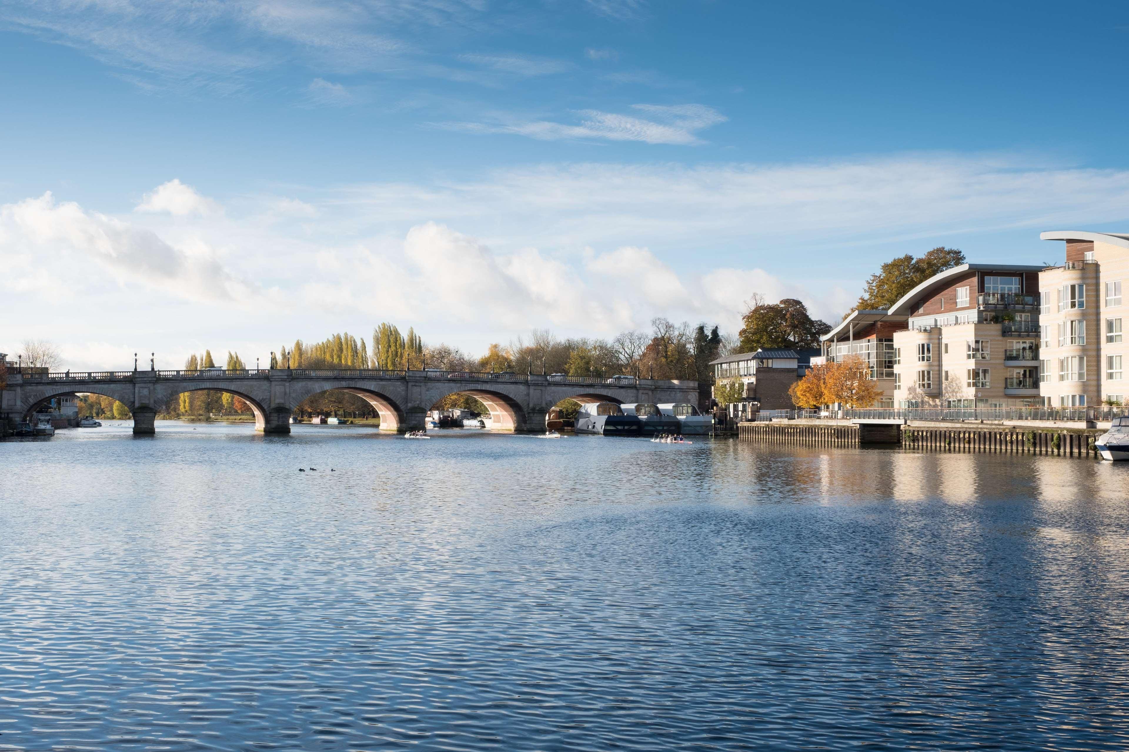Doubletree By Hilton London Kingston Upon Thames Hotel Kingston upon Thames  Exterior foto