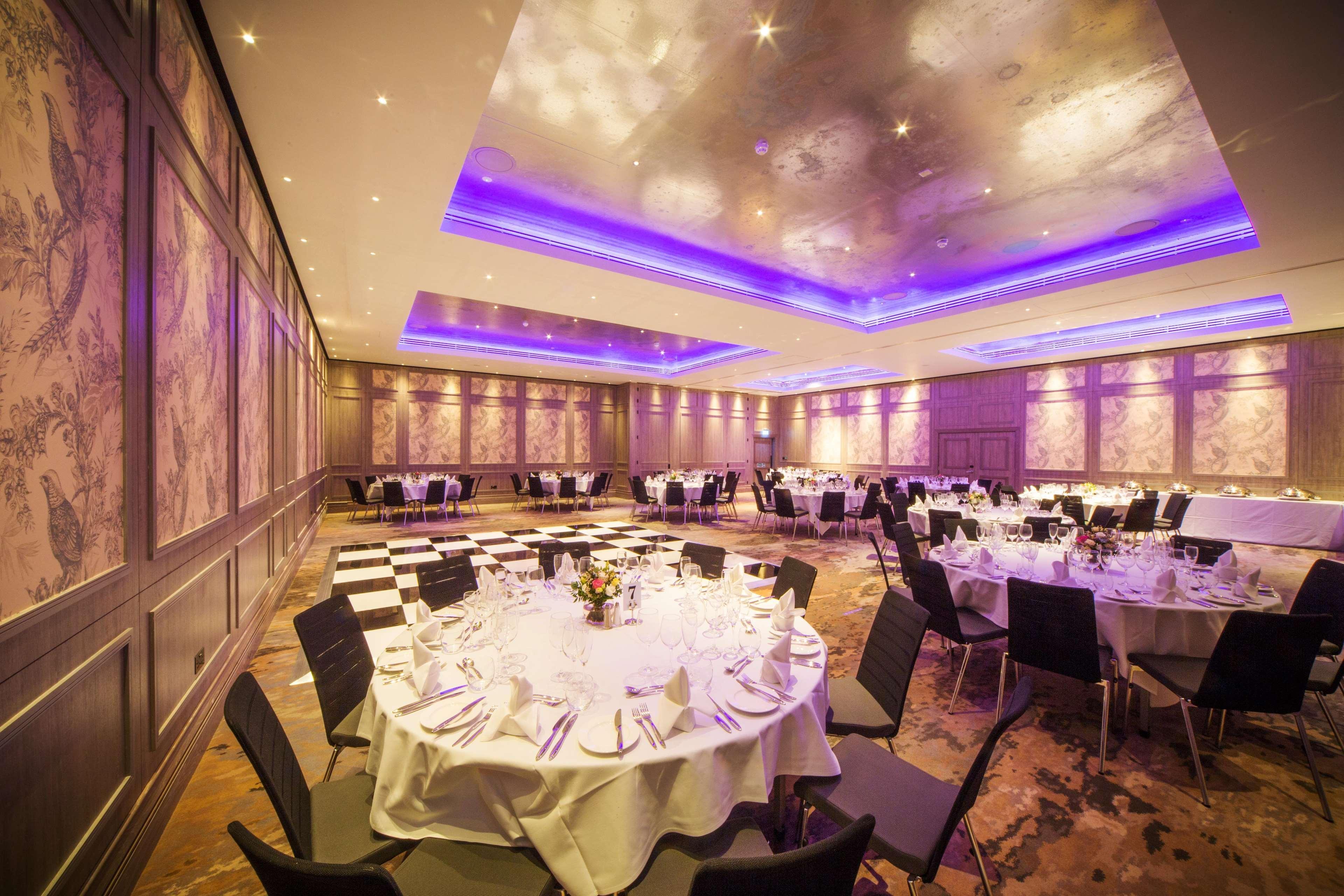 Doubletree By Hilton London Kingston Upon Thames Hotel Kingston upon Thames  Exterior foto