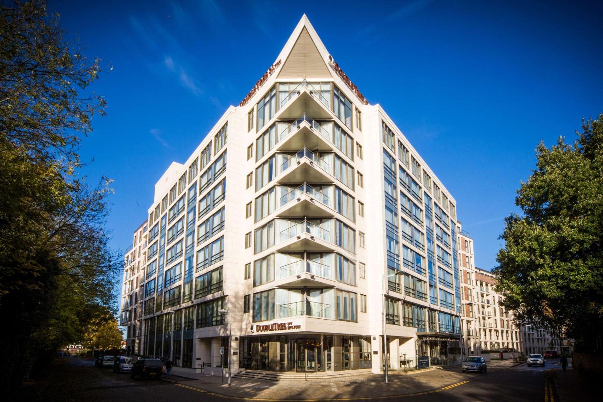 Doubletree By Hilton London Kingston Upon Thames Hotel Kingston upon Thames  Exterior foto