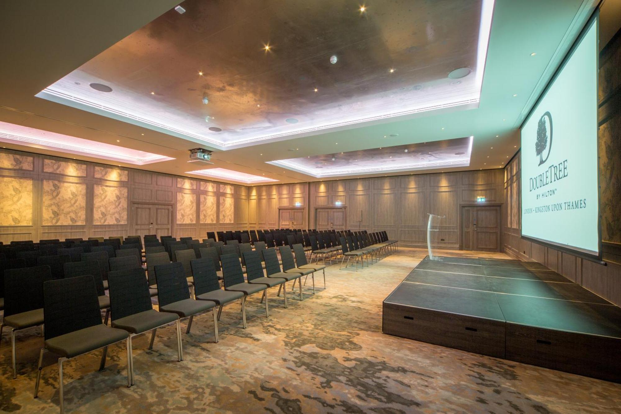 Doubletree By Hilton London Kingston Upon Thames Hotel Kingston upon Thames  Exterior foto